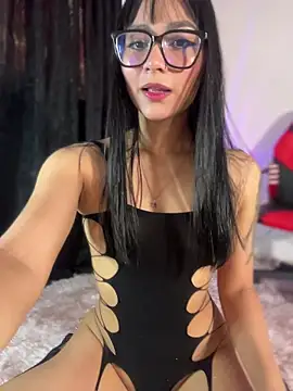 AlannaDollx online show from November 2025 01:49:01 PM