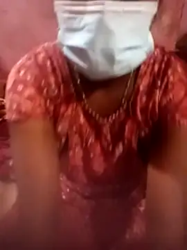 Eswar77 online show from November 2025 05:17:02 PM