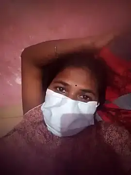 Eswar77 online show from November 2025 08:47:01 AM