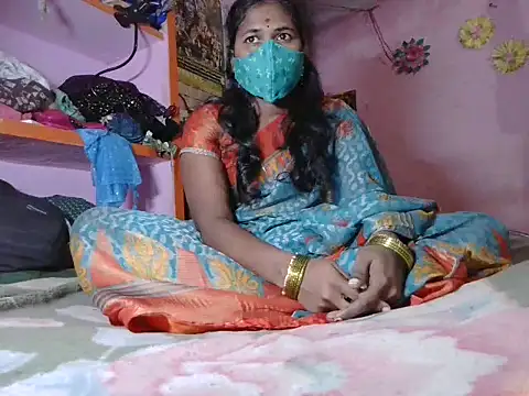 Eswar77 online show from December 2025 06:28:01 AM