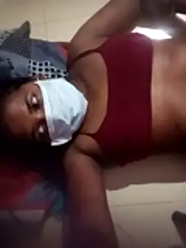 Eswar77 online show from November 2025 04:38:02 AM