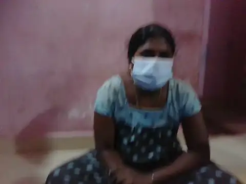 Eswar77 online show from November 2025 04:22:02 PM