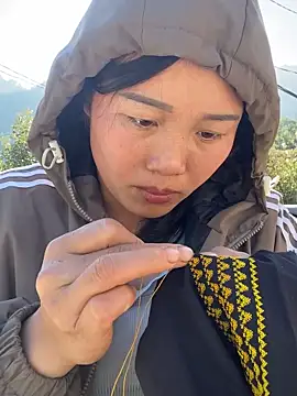 Pii x online show from November 2025 07:41:02 AM