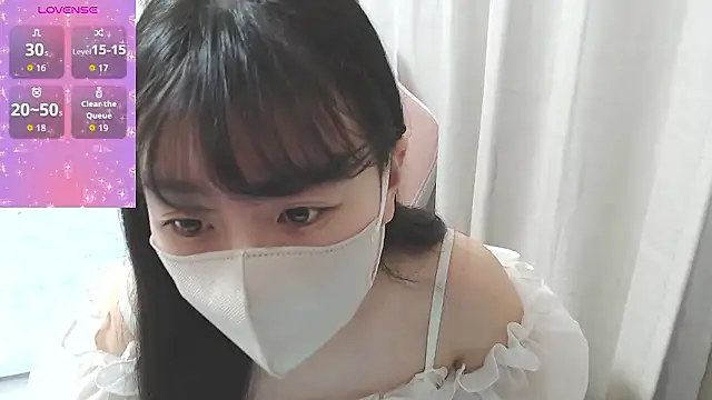 hinako08 online show from November 2025 01:59:02 AM