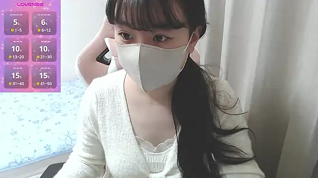 hinako08 online show from November 2025 01:21:02 AM