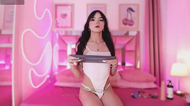 Nefera Noxx online show from November 2025 04:11:02 AM