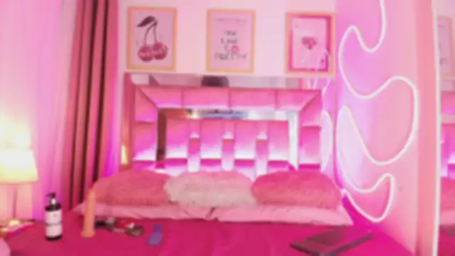 Nefera Noxx online show from November 2025 03:07:01 AM