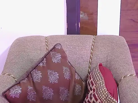 cute zaraa online show from November 2025 05:12:02 AM