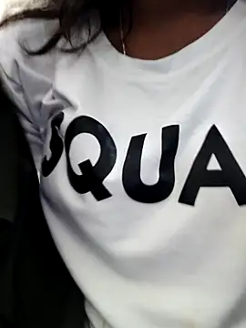 Snapshot of AnkitaVibes chatting on November 2025 11:04:01 AM AnkitaVibes online show from November 2025 11:04:01 AM