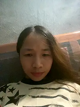 phuongthaoo01 online show from October 2025 01:56:01 PM