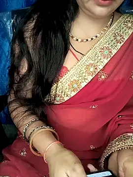 Snapshot of Rashmi_011 chatting on May 2026 11:41:01 PM Rashmi 011 online show from May 2026 11:41:01 PM