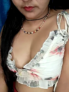 Snapshot of Rashmi_011 chatting on May 2026 11:36:02 PM Rashmi 011 online show from May 2026 11:36:02 PM