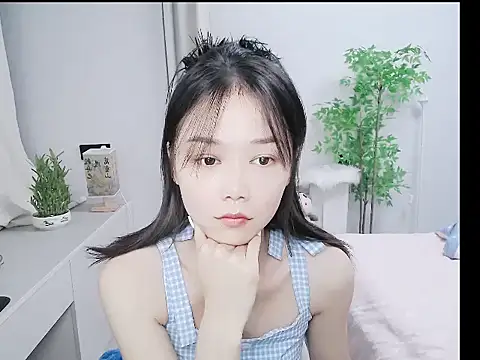 mili0923 online show from October 2025 12:35:01 PM