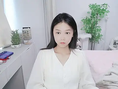 mili0923 online show from October 2025 05:41:01 AM