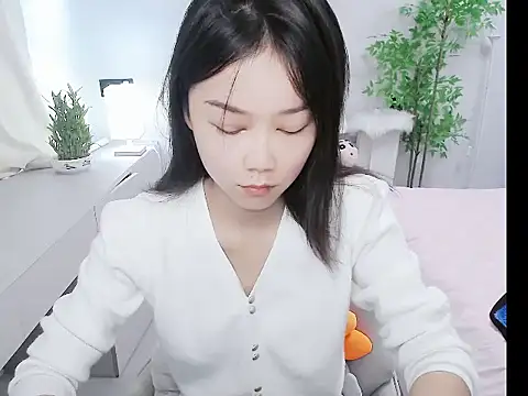 mili0923 online show from October 2025 06:54:02 AM