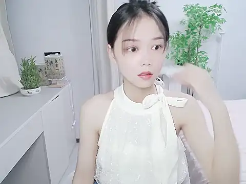 mili0923 online show from October 2025 02:18:02 PM