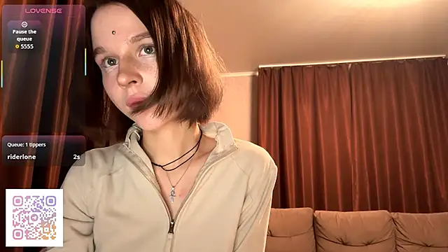 Snapshot of TerrellSroufe chatting on October 2025 07:35:01 PM TerrellSroufe online show from October 2025 07:35:01 PM