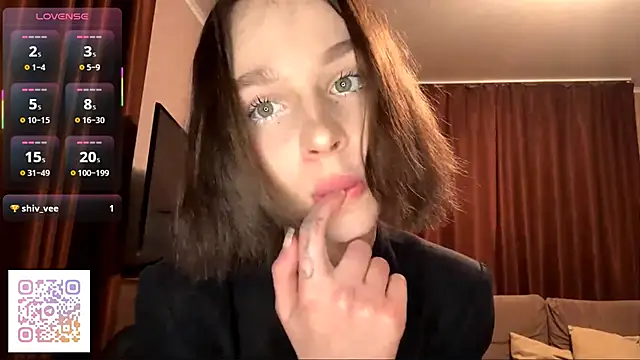 Snapshot of TerrellSroufe chatting on October 2025 07:35:02 PM TerrellSroufe online show from October 2025 07:35:02 PM