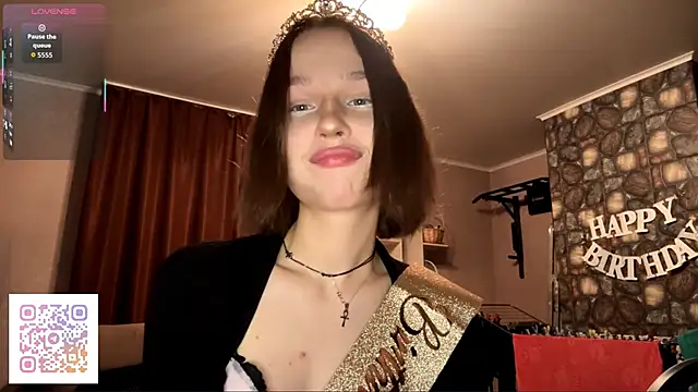 Snapshot of TerrellSroufe chatting on November 2025 07:39:02 PM TerrellSroufe online show from November 2025 07:39:02 PM