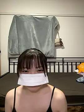 CoYu-528 online show from November 2025 03:18:01 PM