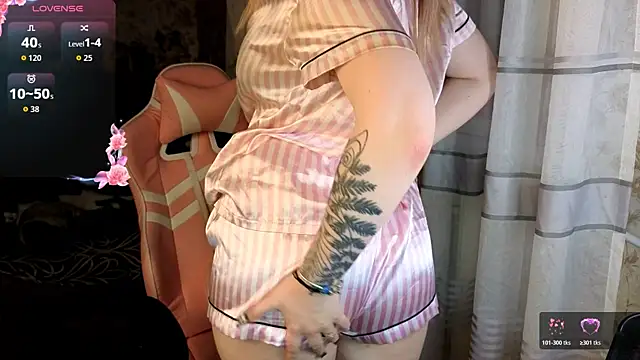 KristiBloom online show from March 2026 10:33:01 PM