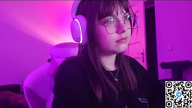 KristiBloom online show from December 2025 10:26:02 PM