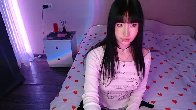 Snapshot of NaemiiBlush chatting on November 2025 04:28:01 PM NaemiiBlush online show from November 2025 04:28:01 PM