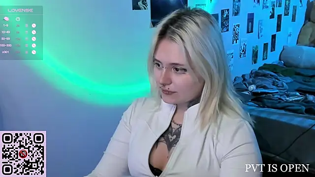 bixxxiz online show from December 2025 02:00:02 PM