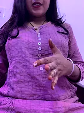 bindiyarani01 online show from October 2025 01:01:01 PM