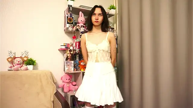 Snapshot of LittleSisHolly69 chatting on October 2025 12:37:02 PM LittleSisHolly69 online show from October 2025 12:37:02 PM