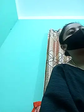 daisy-03 online show from November 2025 05:35:01 PM