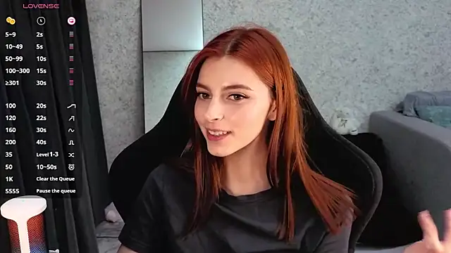 Snapshot of kitti_sweett chatting on October 2025 07:22:02 PM kitti sweett online show from October 2025 07:22:02 PM