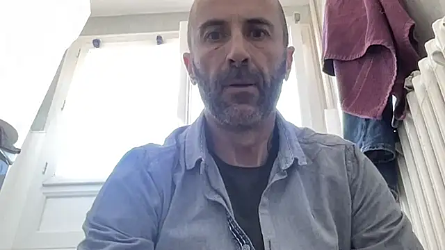 slave44nantes online show from October 2025 12:51:02 PM