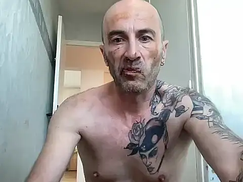 slave44nantes online show from October 2025 04:09:02 PM