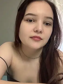 Snapshot of DanaDaily chatting on October 2025 05:31:02 AM DanaDaily online show from October 2025 05:31:02 AM