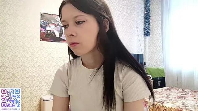 Snapshot of babylilcute chatting on October 2025 09:43:01 AM babylilcute online show from October 2025 09:43:01 AM