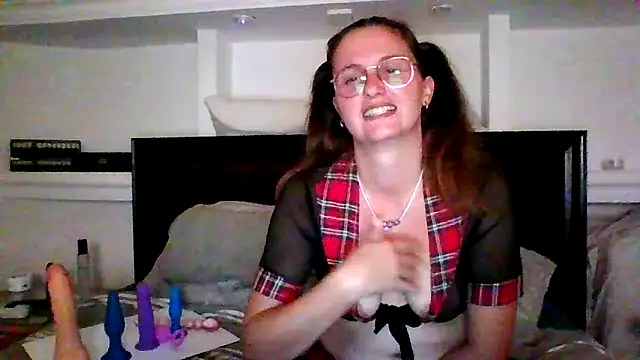 xcrazzycat online show from October 2025 08:09:02 PM