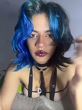 sukulaurens online show from April 2026 08:15:02 PM