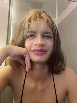 sukulaurens online show from November 2025 01:54:02 AM