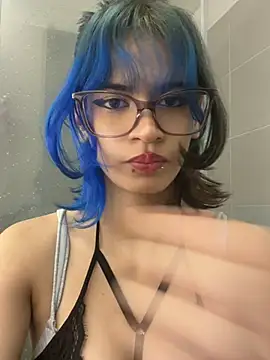 sukulaurens online show from April 2026 06:45:02 PM