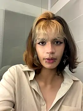 sukulaurens online show from November 2025 03:00:02 AM