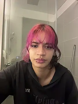 sukulaurens online show from November 2025 10:43:02 PM