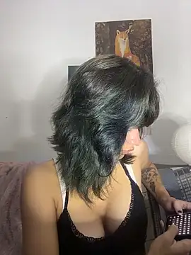 sukulaurens online show from June 2026 01:32:01 AM