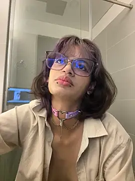 sukulaurens online show from October 2025 03:02:01 PM