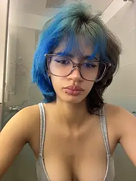 sukulaurens online show from April 2026 05:53:02 PM