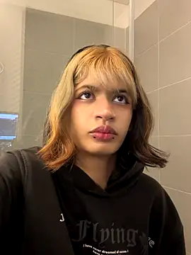 sukulaurens online show from November 2025 02:50:03 AM