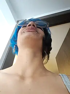 sukulaurens online show from March 2026 05:00:01 PM