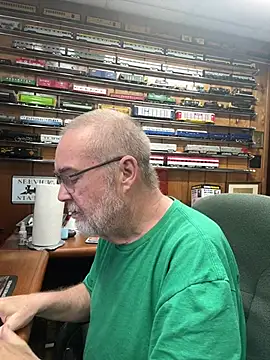 Jcaspen online show from April 2026 01:15:01 PM