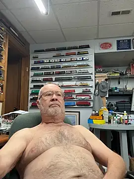 Jcaspen online show from April 2026 12:56:01 PM