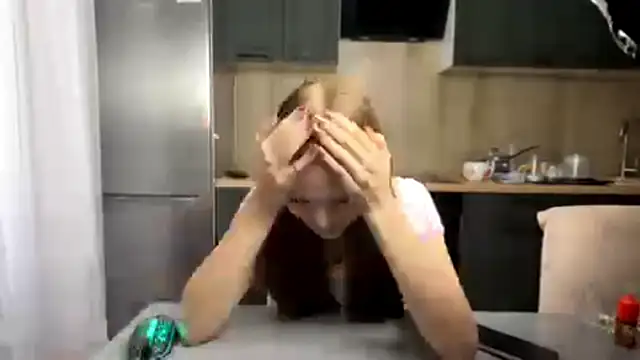 SunnySprinkle online show from October 2025 01:34:01 PM